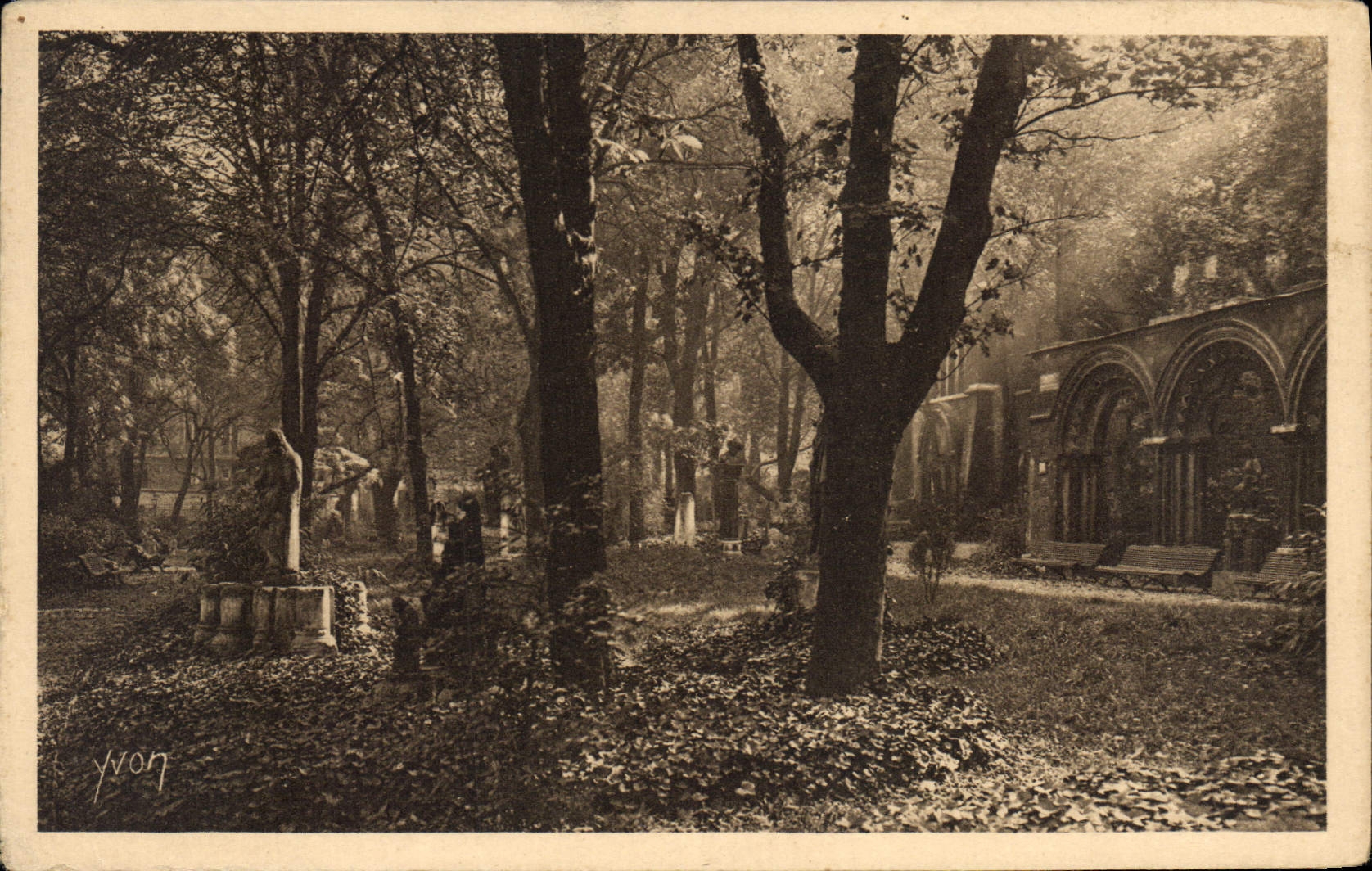 CPA Paris en Flanant Musee de Cluny Le Jardin 