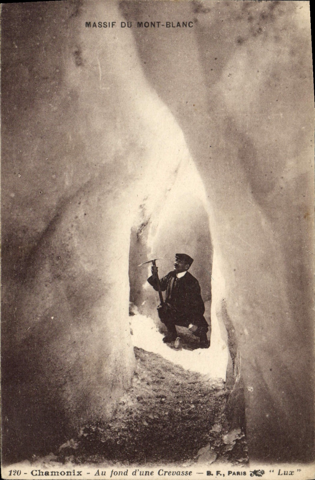 Chamonix — Au fond d'une Crevasse — B. F., Paris, n°120