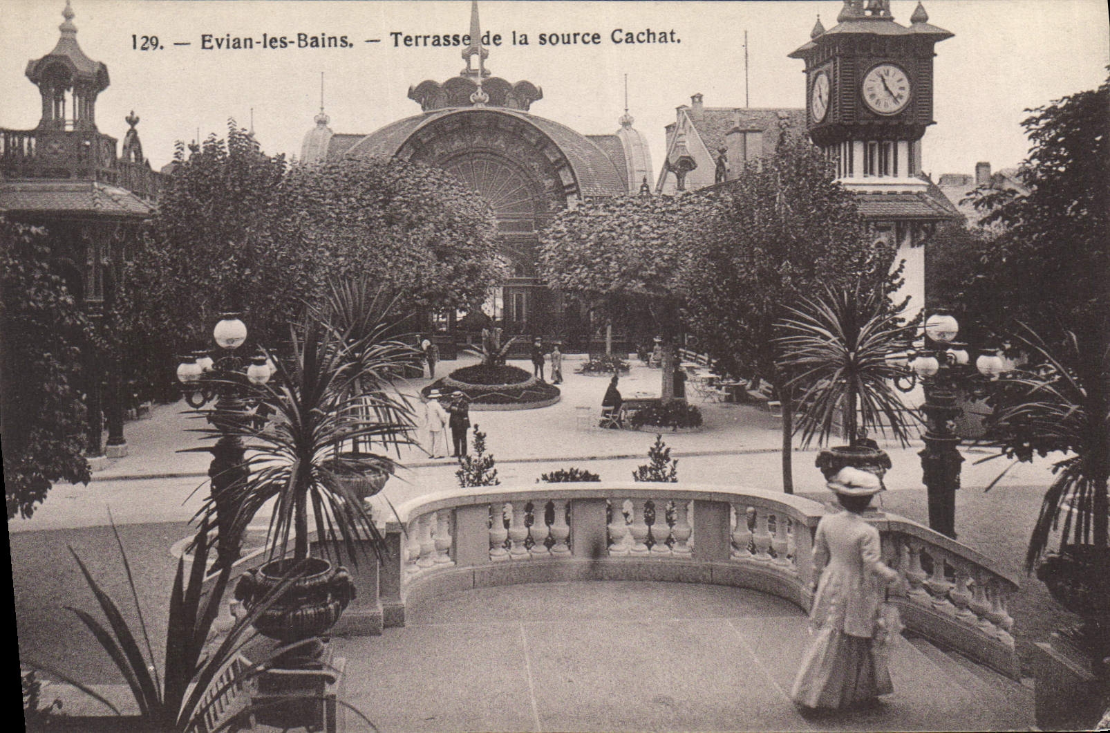 CPA Evian les Bains Terrasse de la Source Cachat 
