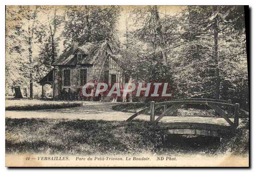 CPA Versailles Parc du Petit Trianon Le Boudoir 