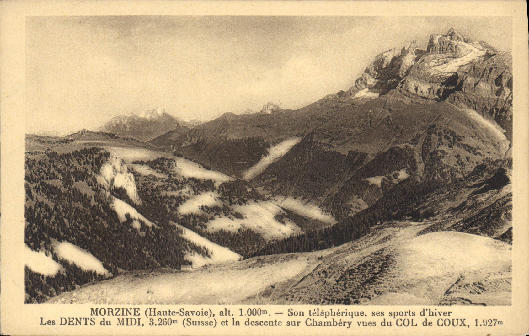 Morzine (Haute-Savoie) — Les Dents du Midi (Suisse) et la descente sur Chambéry vues du Col de Coux — Photo Thomas