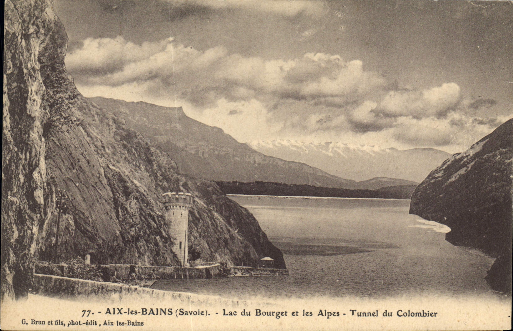 CPA Aix les Bains Savoie Lac du Bourget et les Alpes Tunnel du Colombier 