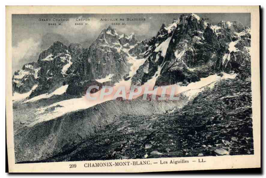 CPA Chamonix Mont Blanc Les Aiguilles 