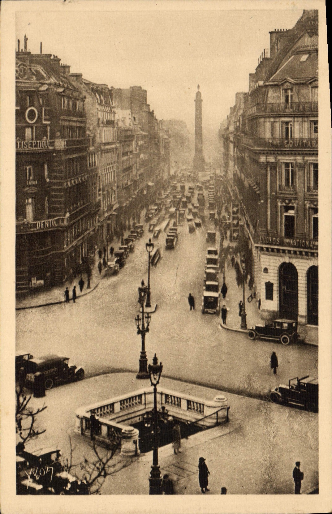 CPA Paris en Flanant Rue de la Paix 
