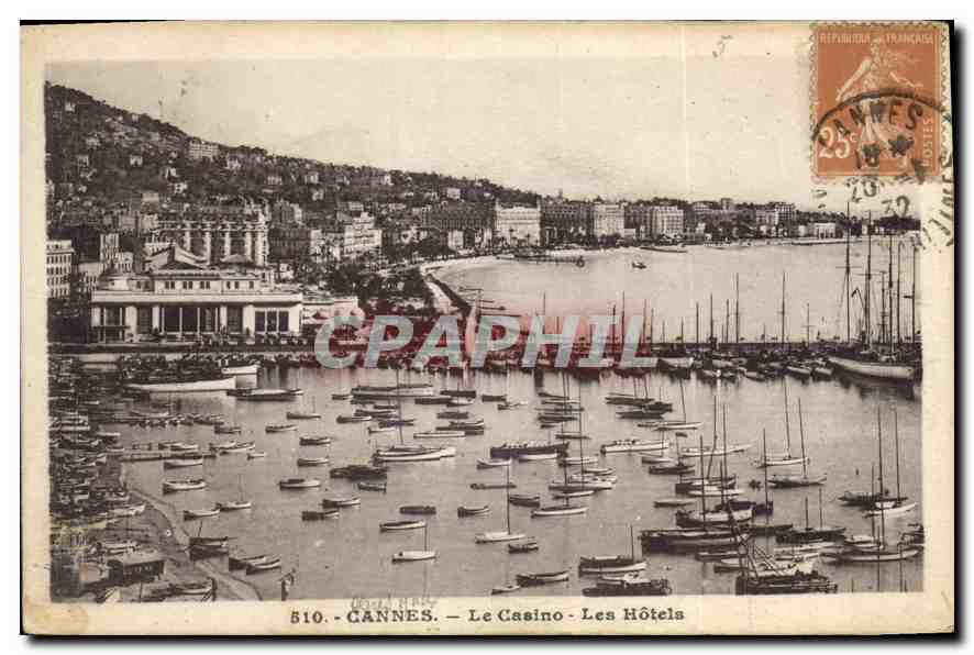 CPA Cannes Le Casino Les Hotels Bateaux