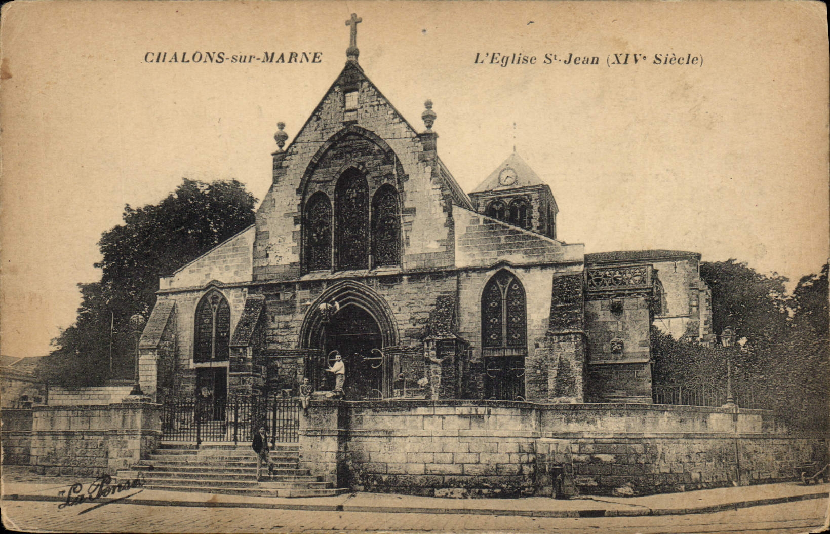 Chalons-sur-Marne — L'Église Saint-Jean (XIVe siècle) — La Porade