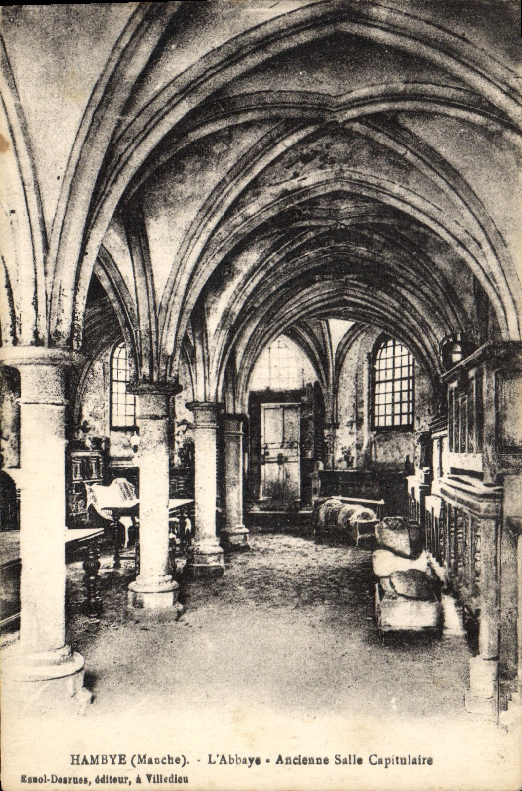 CPA Hambye Manche L'Abbaye Ancienne Salle Capitulaire 