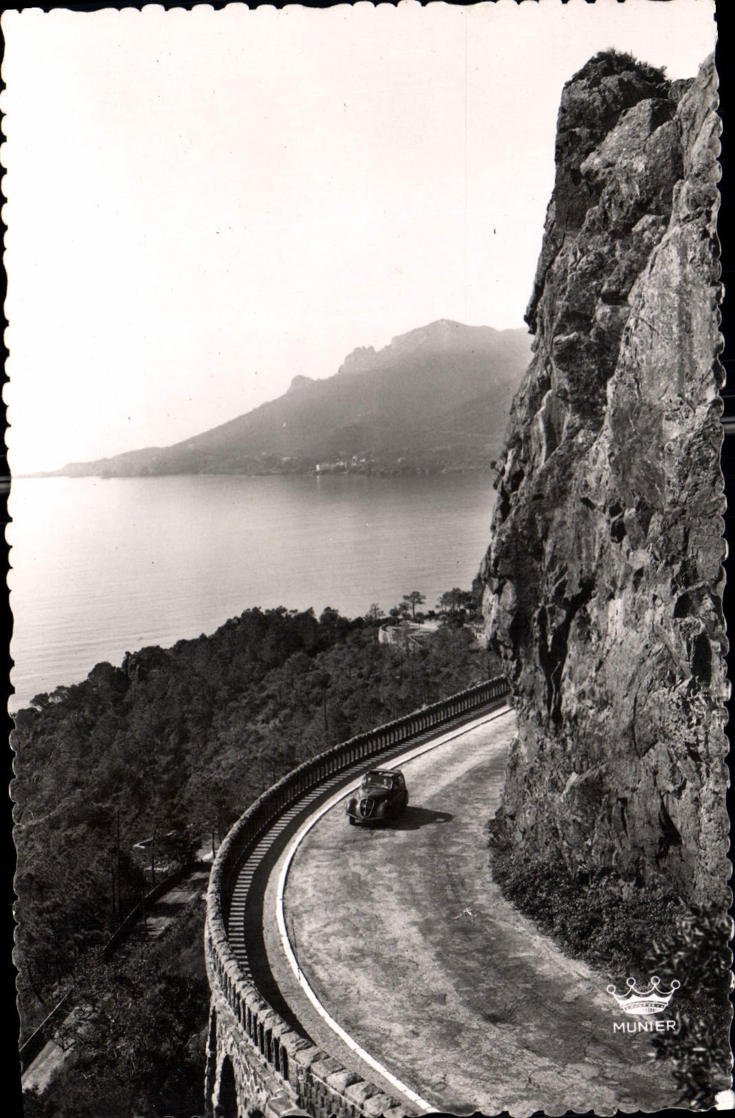 La Corniche d'Or — Route du Trayas — Éditeur Munier, n° 285