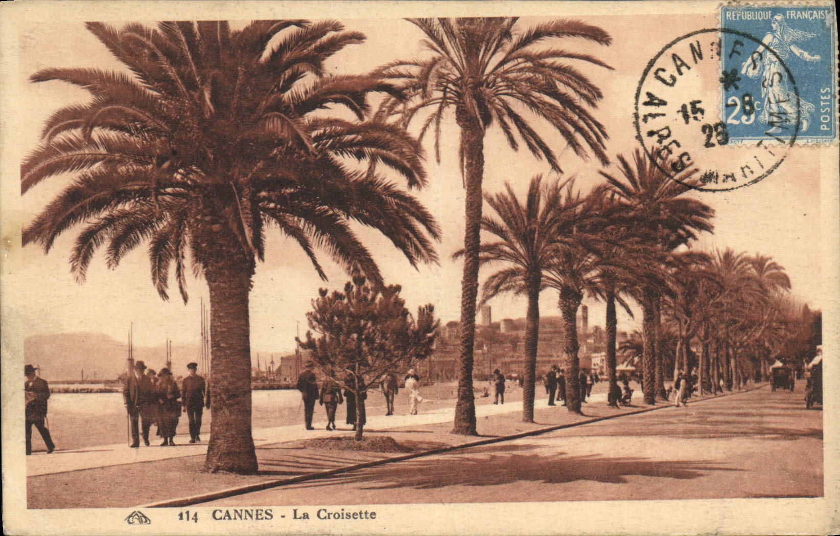 CANNES - La Croisette — vue de la promenade bordée de palmiers — éditeur C. ALAISIENNE DES ARTS PHOTOGRAPHIQUES - STRASBOURG, n° 114