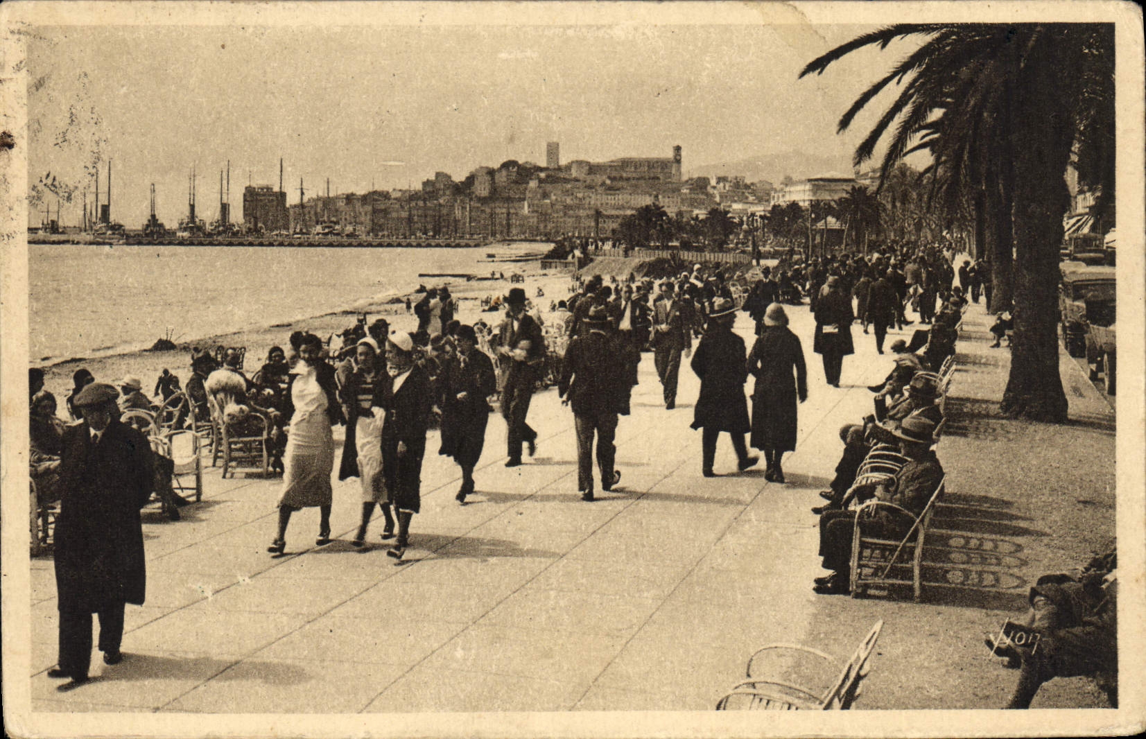 Cannes — Promenade de la Croisette — Éditions françaises