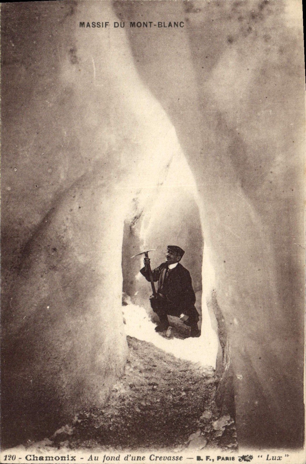 Chamonix - Au fond d'une Crevasse — B.F., Paris « Lux »