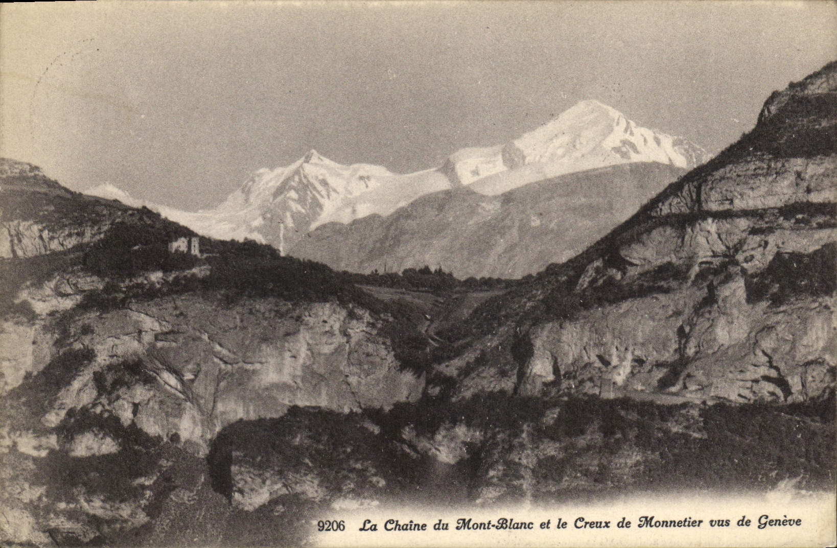 La Chaîne du Mont-Blanc et le Creux de Monnetier vus de Genève — 9206 — Éditeur non identifié