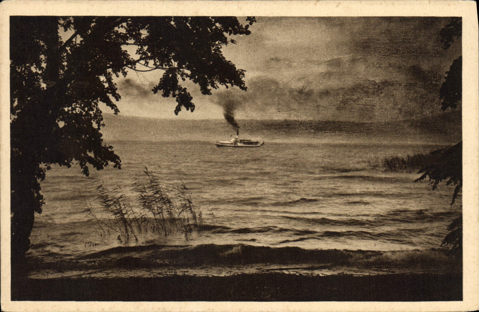Le Lac par gros Temps — Hotel de la Pointe Messery (Haute-Savoie) — Édition d'Art Saurat, Nancy