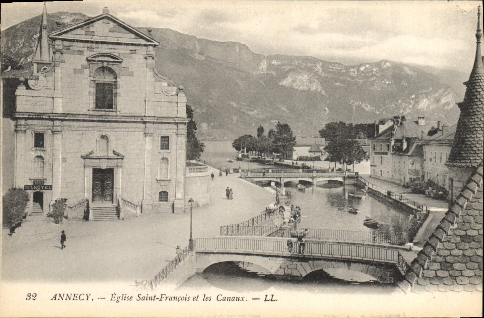 Annecy — Église Saint-François et les Canaux — LL.