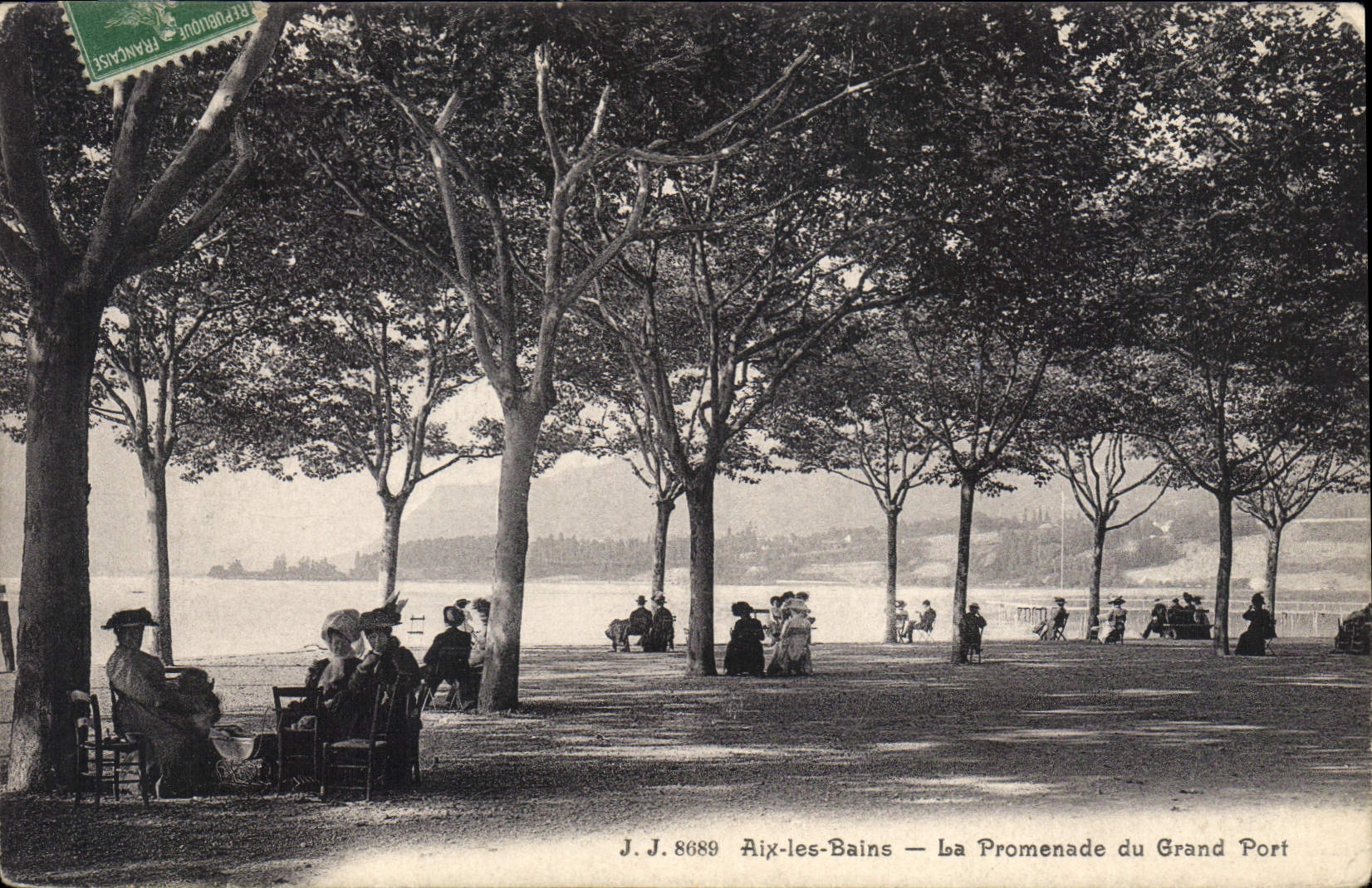CPA Aix les Bains La Promenade du Grand Port 