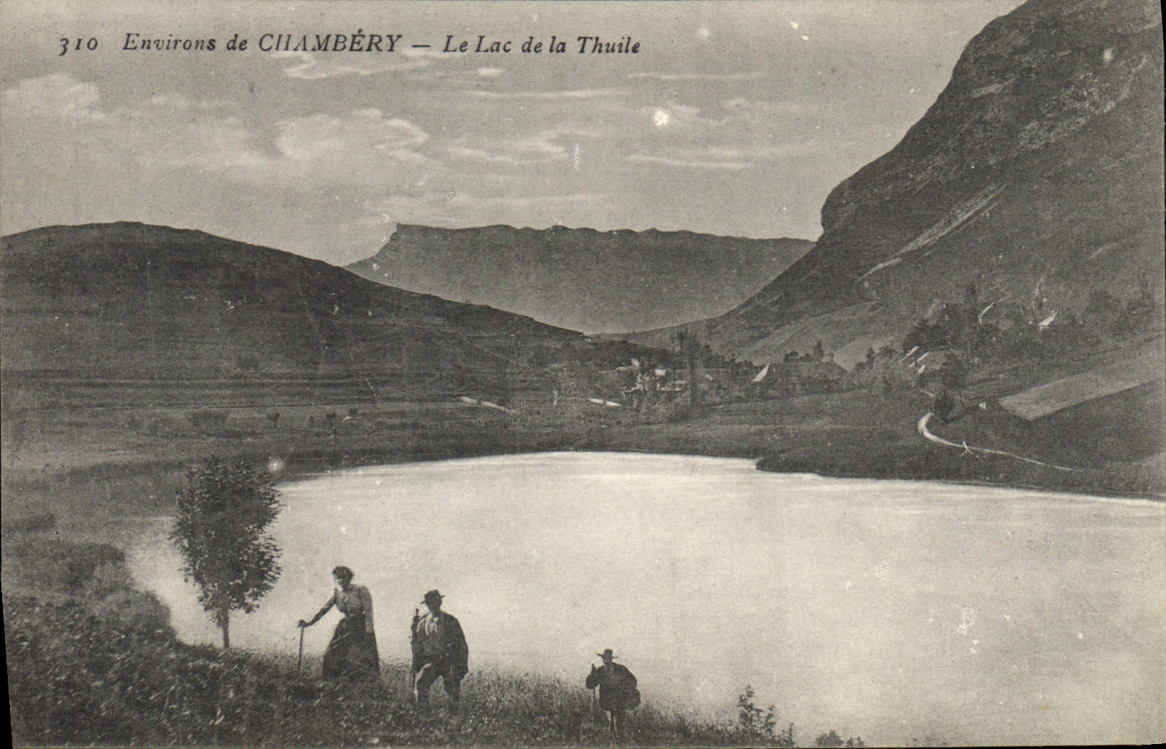 CPA Environs de Chambery Le Lac de la Thuile 