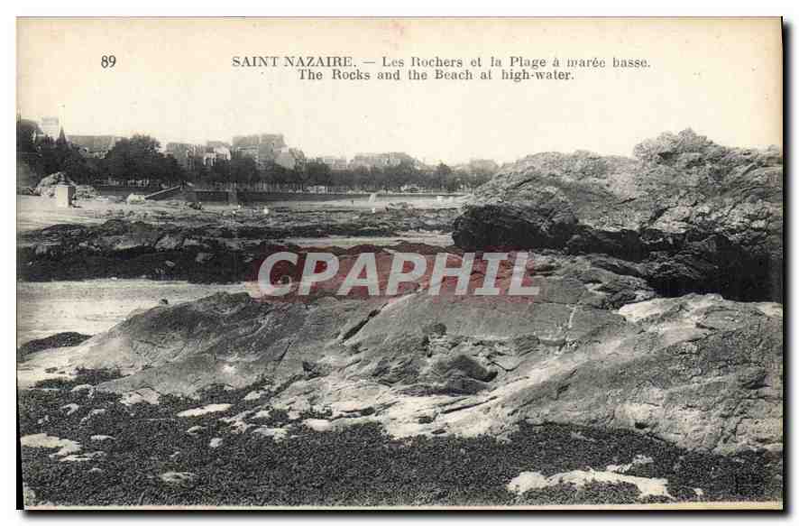 CPA Saint Nazaire Les Rochers et la Plage a maree basse 