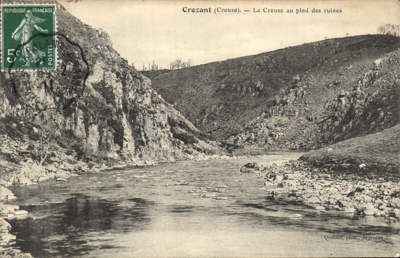 Croissant (Creuse) — La Creuse au pied des ruines — Quesnel phot., Argeulon