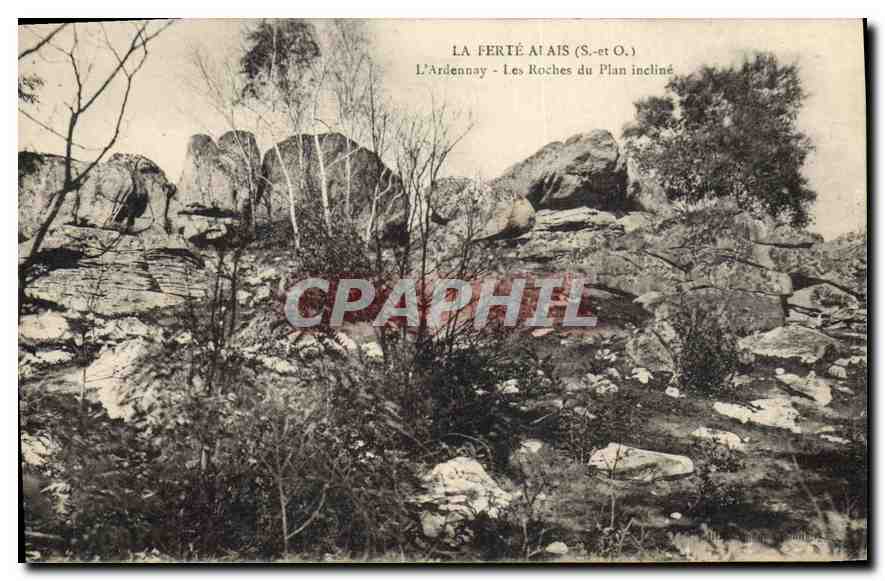 CPA La Ferte Alais S et O L'Ardennay Les Roches du Plan incline 