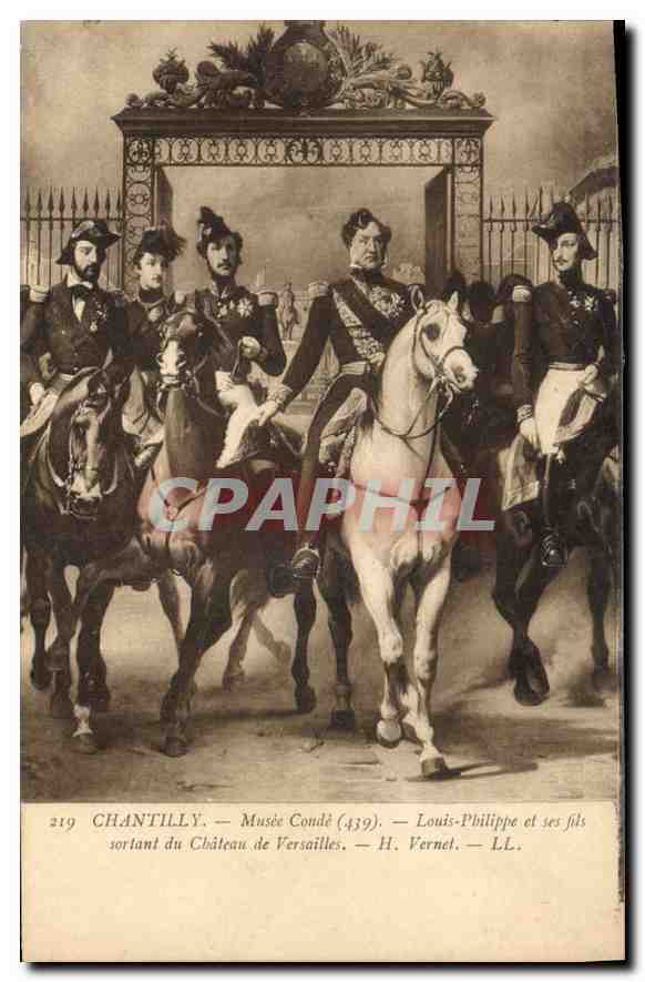 CPA Chantilly Musee Conde Louis Philippe et ses fils sortant du Chateau de Versailles 