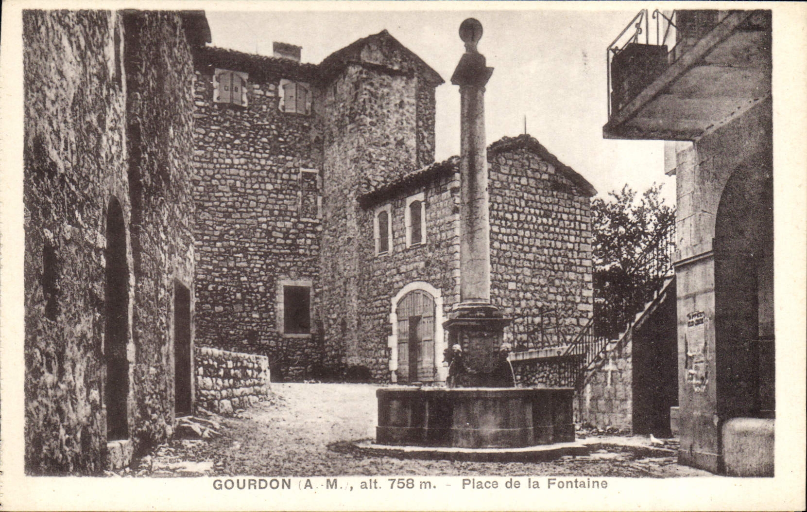 CPA Gourdon A M Placo de la Fontaine 
