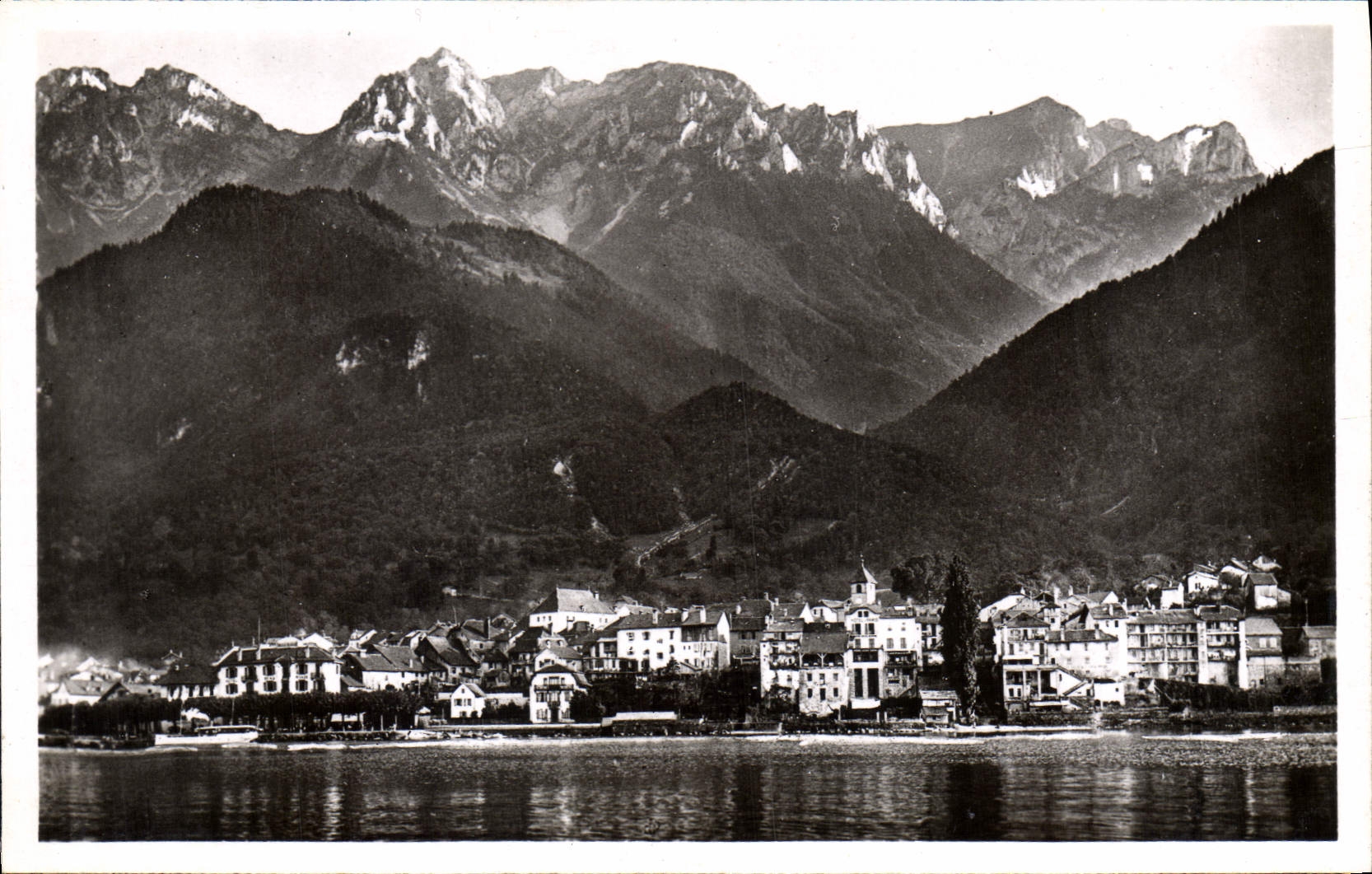 CPA Saint Gingolph Suisse Lac Leman Vue generale 