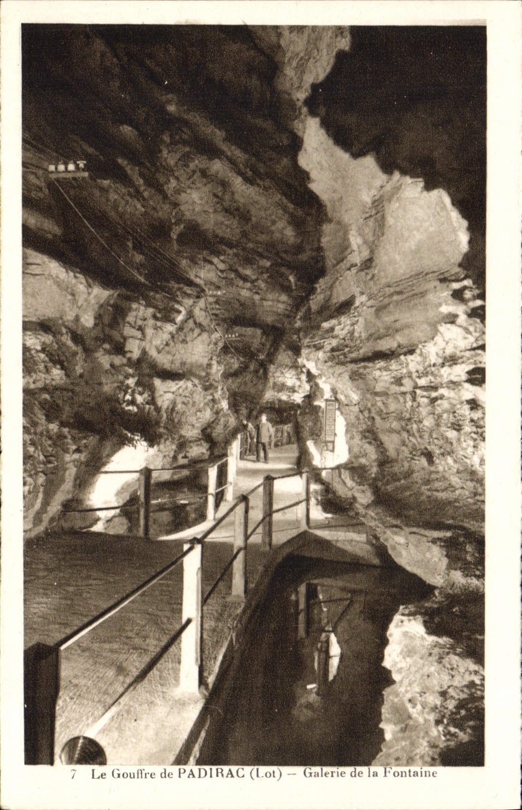 Der Gouffre de PADIRAC (Lot) — Galerie der Fontaine