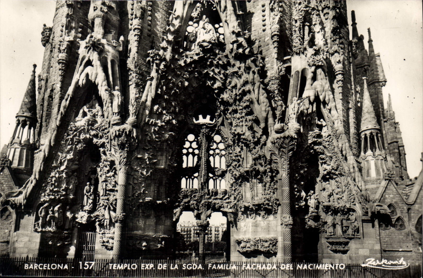 CPA Barcelona Templo Exp de la SGDA Familia Fachada del Nacimiento 