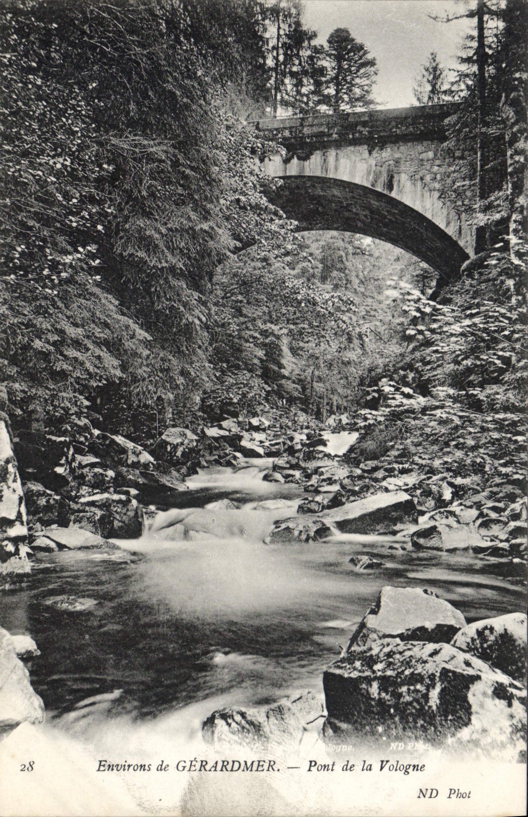 CPA Environs de Gerardmer Pont de la Vologne 