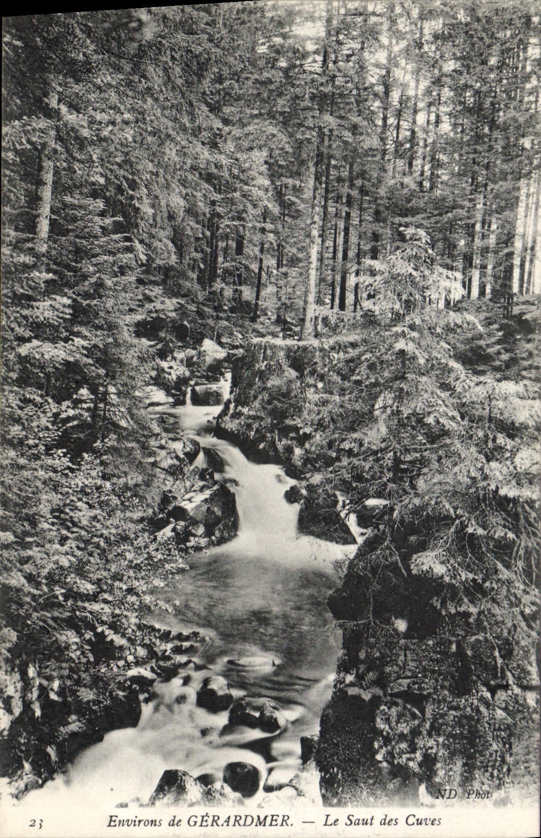 CPA Environs de Gerardmer le Saut des Cuves 
