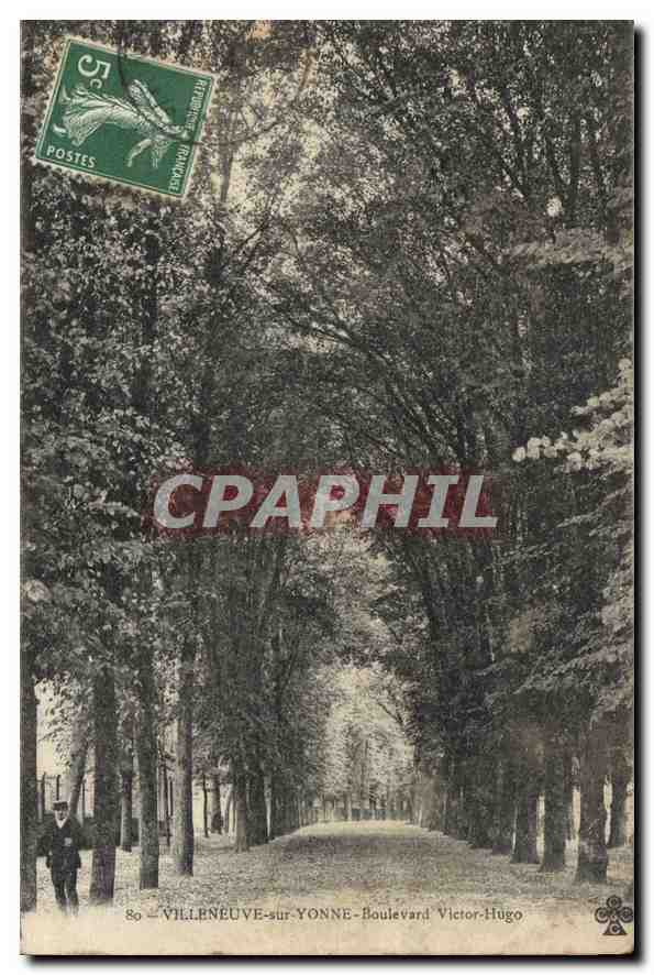 CPA Villeneuve sur Yonne Boulevard Victor Hugo 