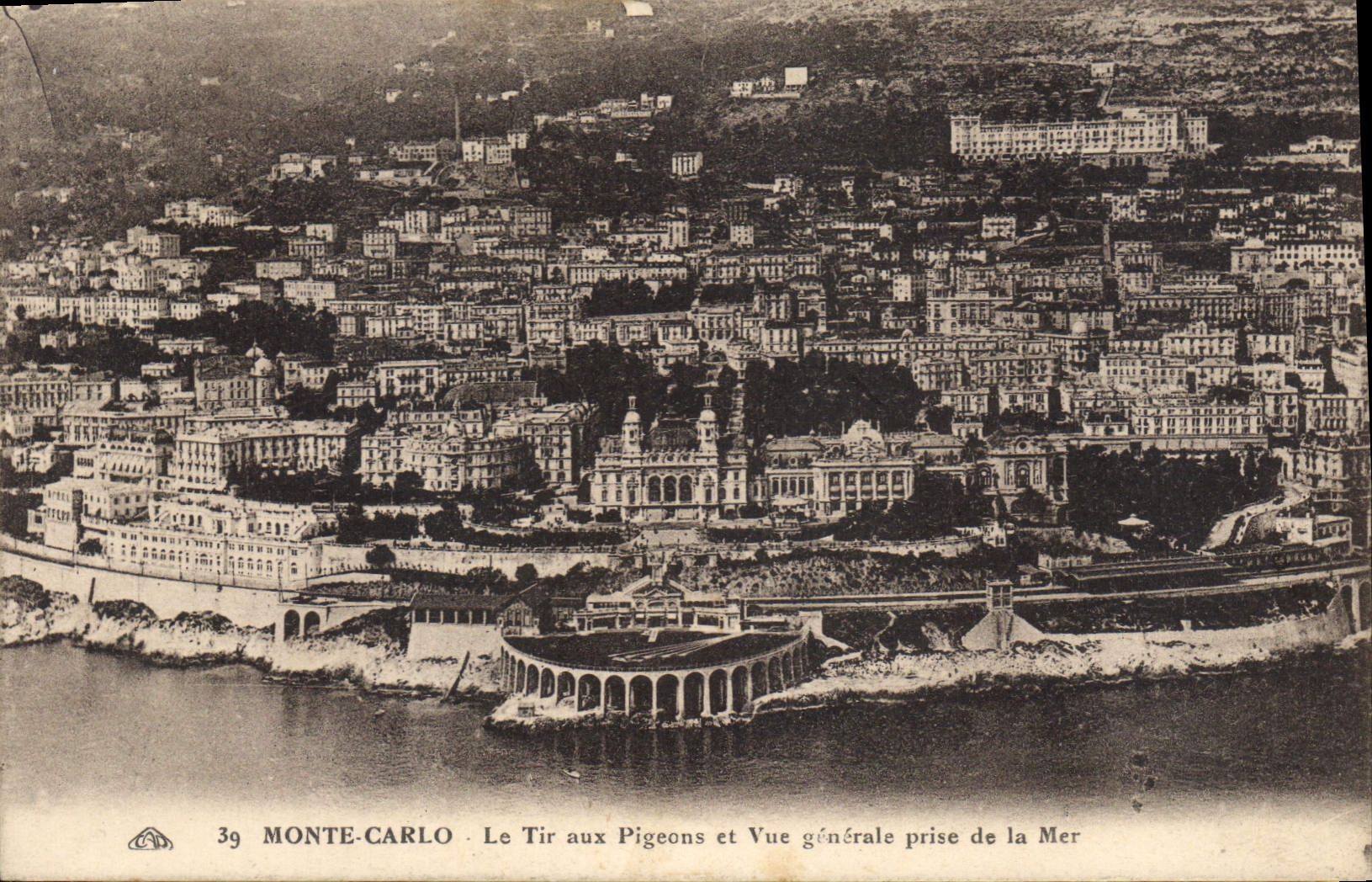 CPA Mont Carlo le Tir aux Pigeons et vue generale prise de la Mer 