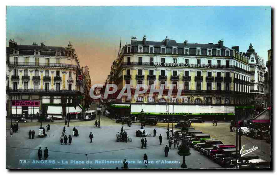 CPA Angers la place du Raillement vers la Rue d'Alsace 