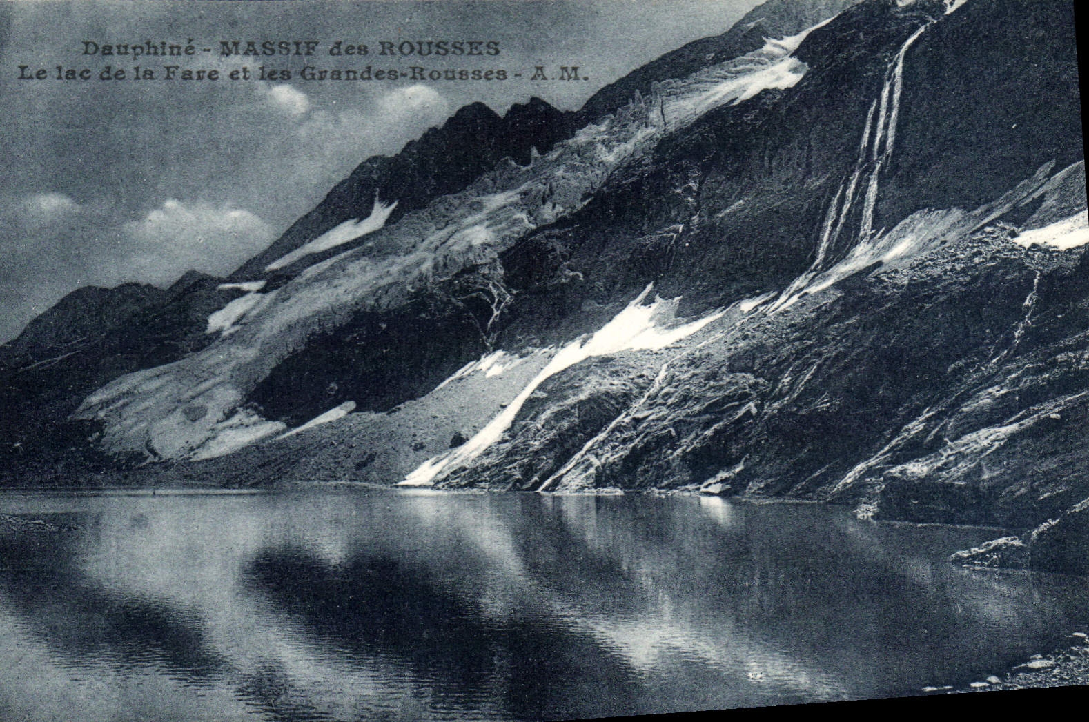 CPA Dauphine Massif des Rousses Le lac de la Fare er les Grandes Rousses 