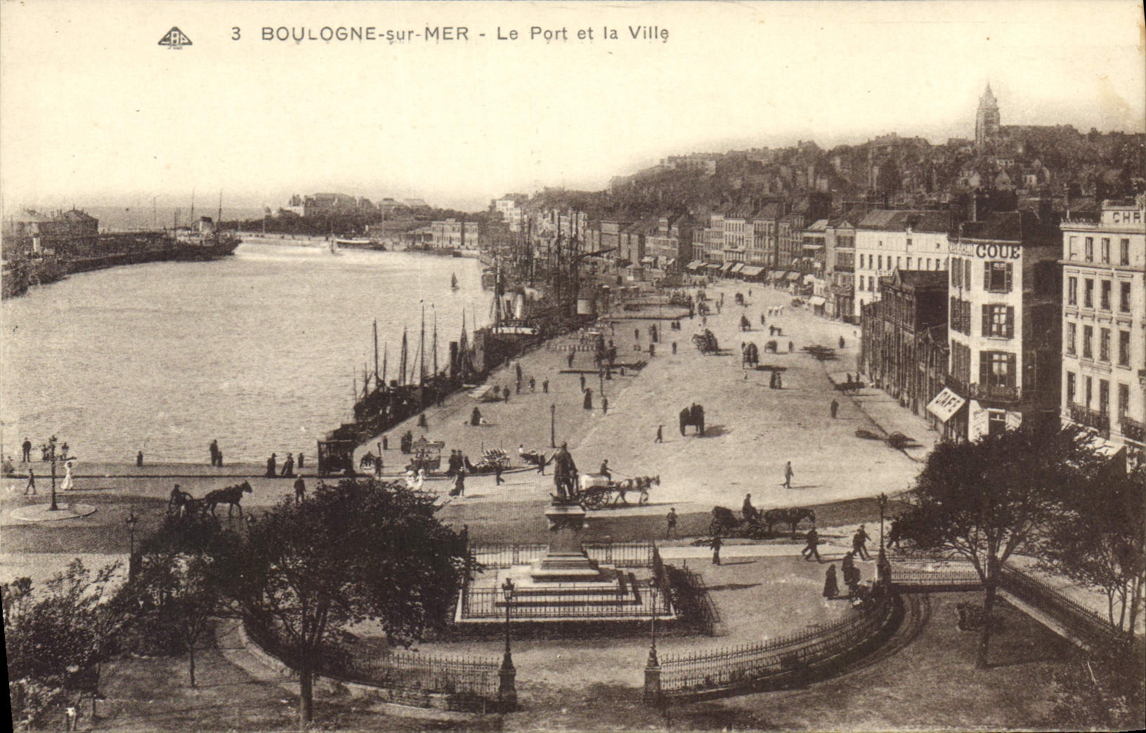 Boulogne-sur-Mer - Le Port et la Ville — éditeur CPA PHIL