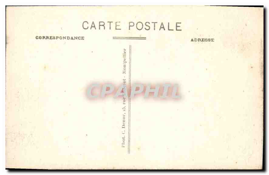 Les Saintes-Maries-de-la-Mer (B.-du-R.) — La Basílica y Corridas de Toros Salvajes — F. MISTRAL (Mireio) — Reverso
