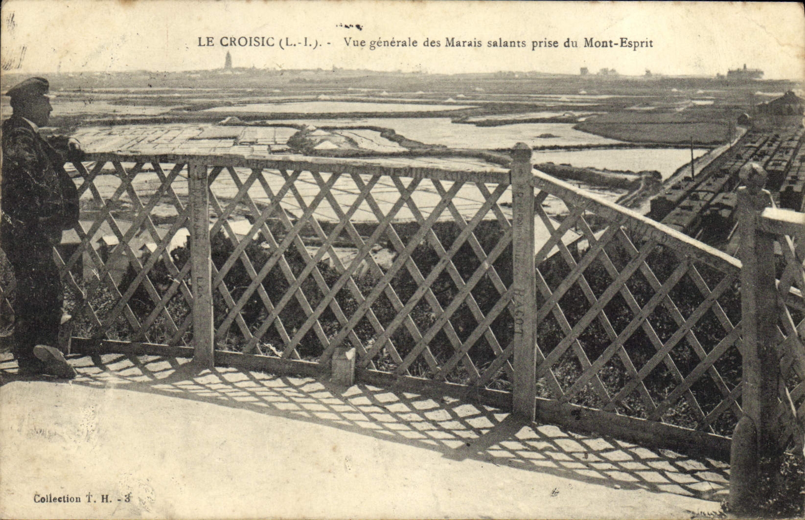CPA Le Croisic L I Vue generale des Marais salants prise du Mont Esprit 