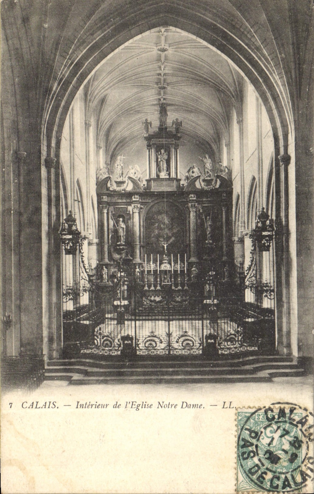 CPA Calais Interieur de l'Eglise Notre Dame 