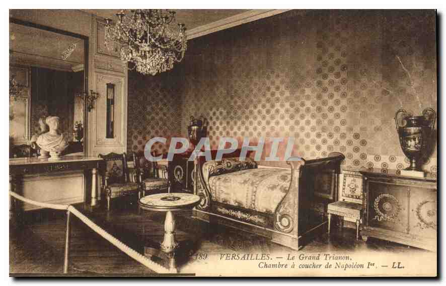 Versailles — Le Grand Trianon — Chambre à coucher de Napoléon Ier — LL