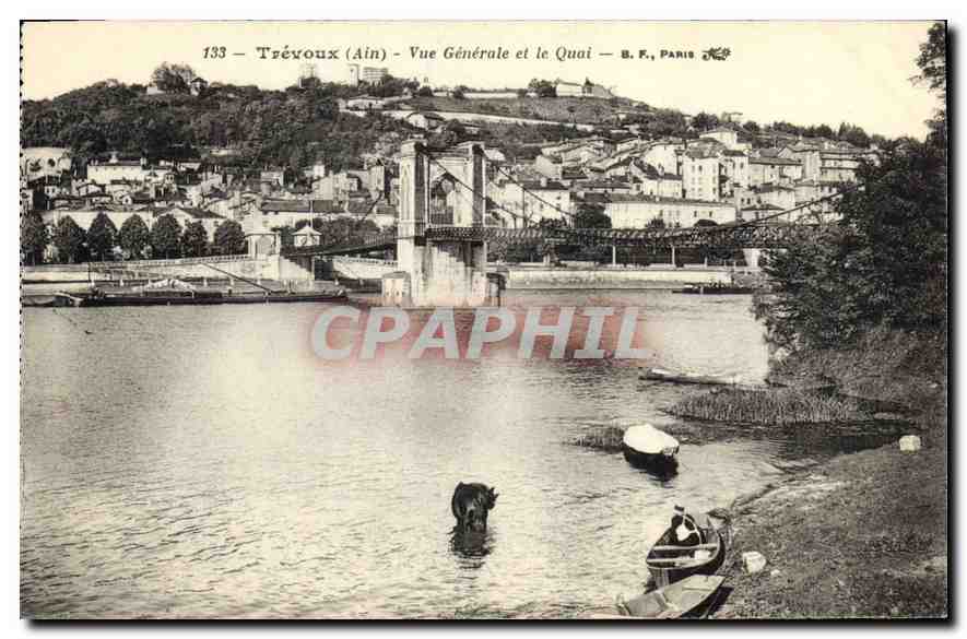 CPA Trevoux Ain Vue generale et le Quai 