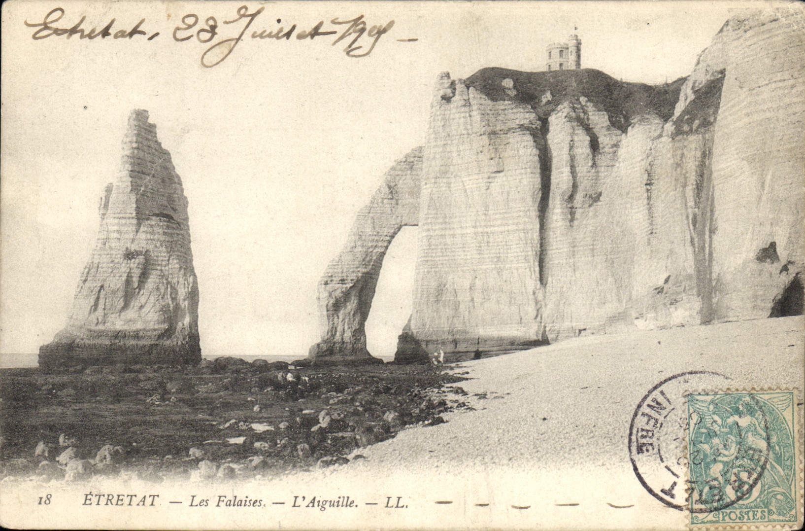 CPA Etretat les Falaises l'Aiguille 