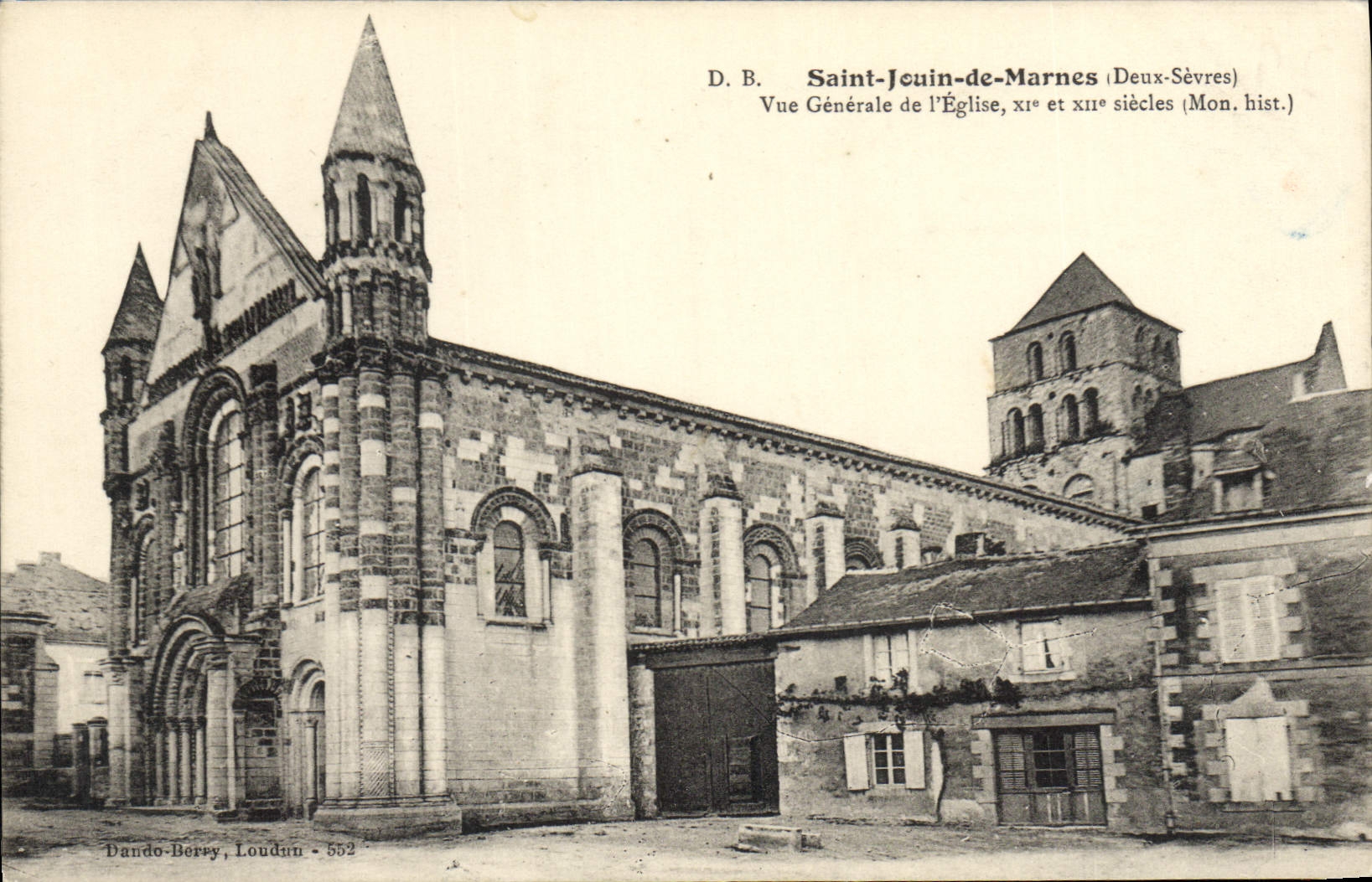 CPA Saint Jouin de Marnes Deux Sevres vue generale de l'eglise XI et XII siecle Mon Hist 