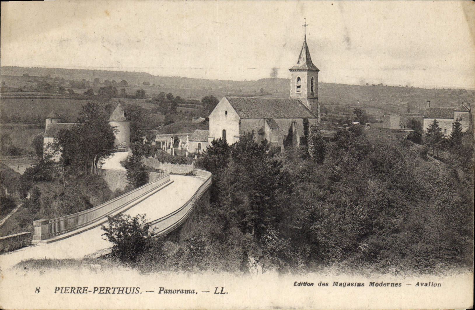 Pierre-Perthuis — Panorama — Édition des Magasins Modernes — Avallon