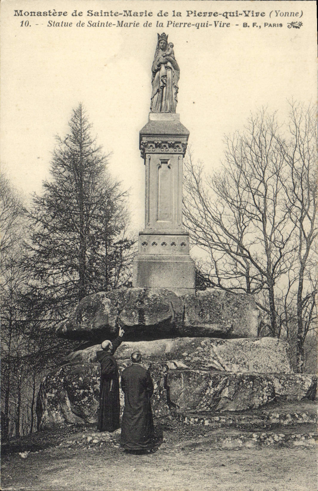 Monastère de Sainte-Marie de la Pierre-qui-Vire (Yonne) — Statue de Sainte-Marie — B.F., Paris