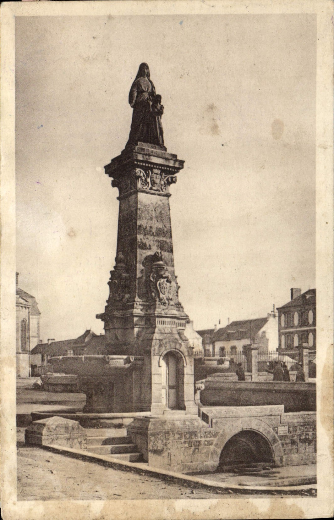 Ste-Anne d'Auray — La Fontaine miraculeuse — CPAPHIL