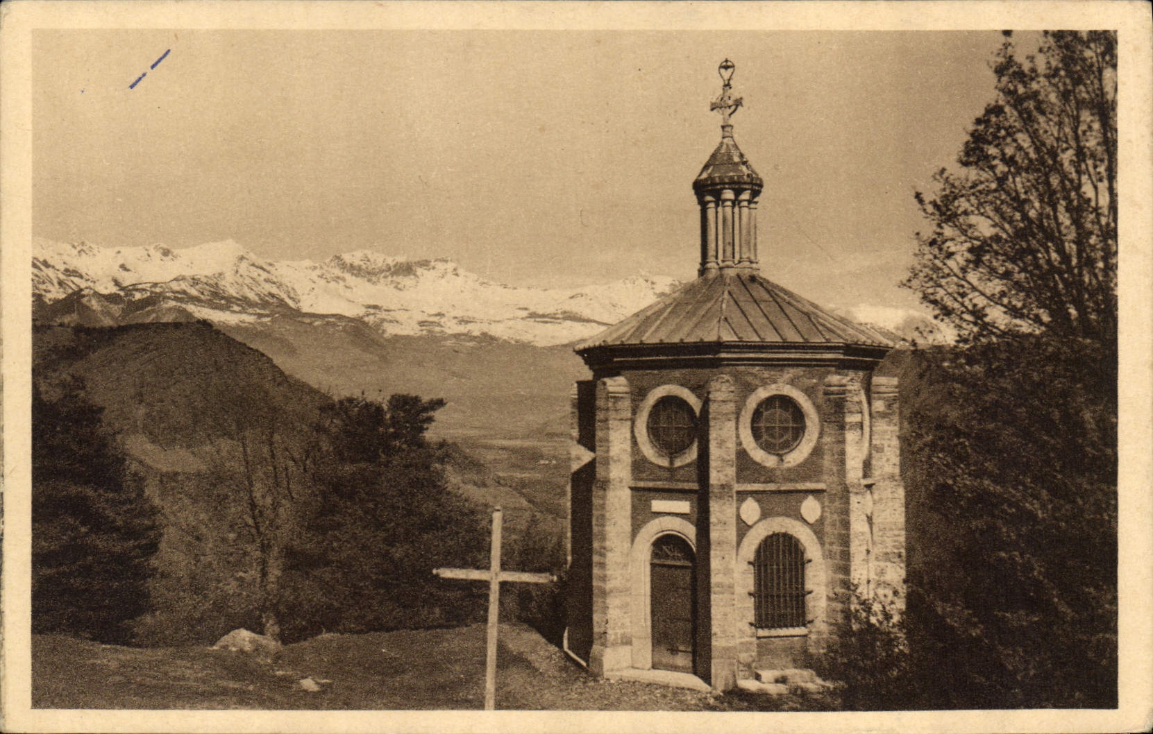 Chapelle du Précieux Sang — Notre-Dame du Laus (Hautes-Alpes) — Éditeur des Missionnaires