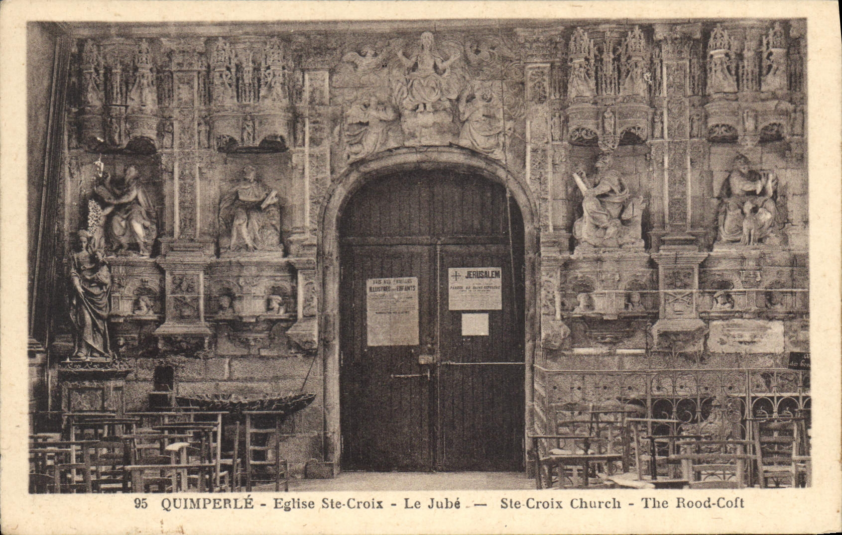 CPA Quimperle Eglise Ste Croix le Jube 