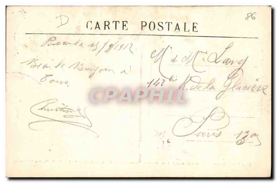 CPA Poitieres Vienne Le Boulevard et la Caserne Abboville Statue de ND des Dunes  — Rückseite