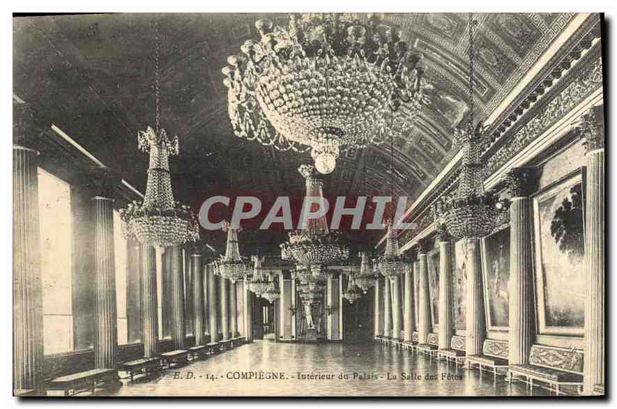 CPA Compiegne Interieur du Palais La salle des Fetes 