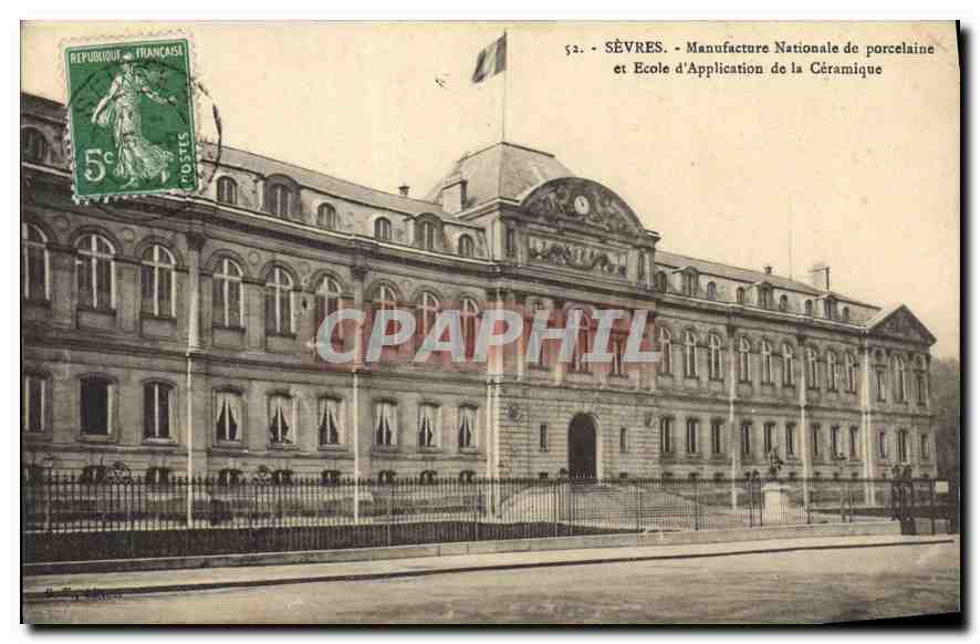 CPA Sevres Manufacture Nationale de porcelaine et Ecole d'Application de la Ceramique 